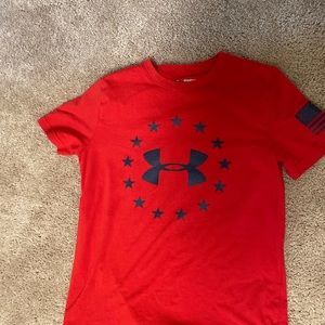 Boys Under Armour Shirt Size Medium